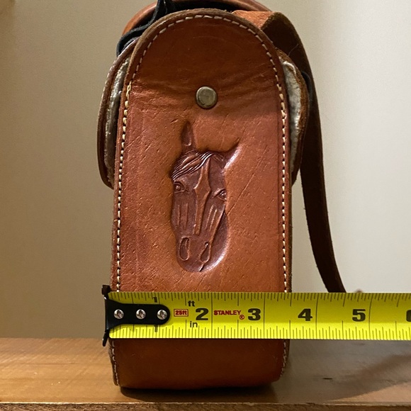 Vintage Tooled Leather Horse Saddle Shoulder Bag - Picture 12 of 13